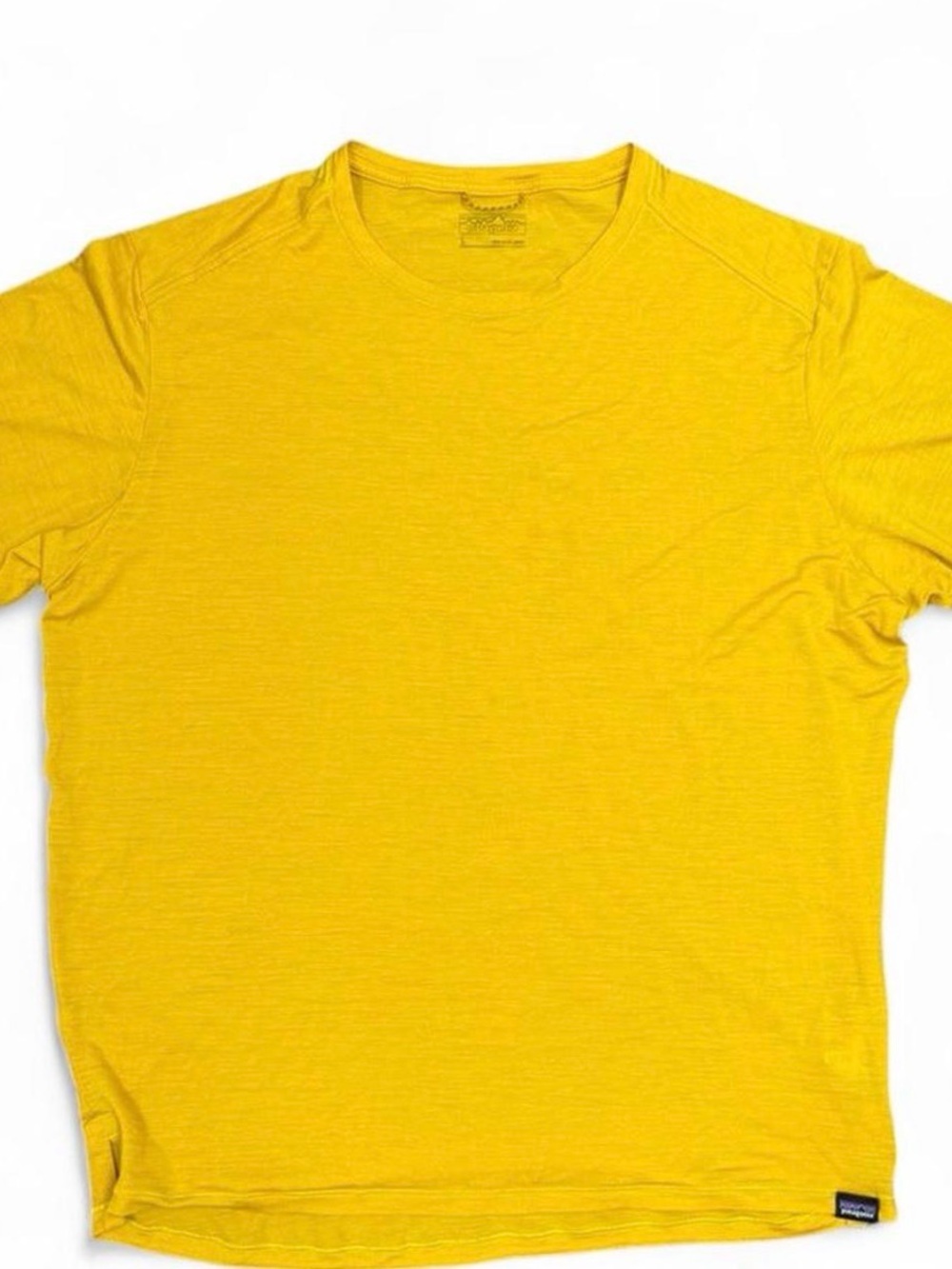 Patagonia Yellow Performance T-Shirt Short Sleeve Logo Hem Sz L